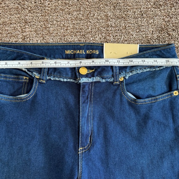 Michael Kors NWT Selma Skinny Higher Rise Cropped Blue Jeans size 8 - Picture 8 of 10